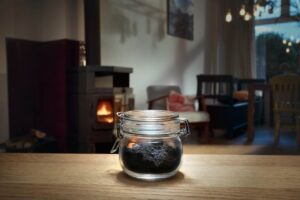 avond-houtstook-in-een-potje-milieu-centraal